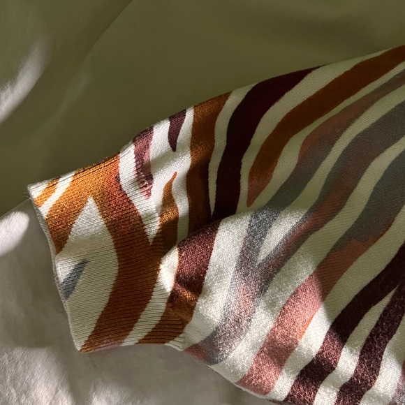 Ann Taylor - 100% Brown and Cream Striped Cotton Sweater - Size Small - Picture 4 of 5